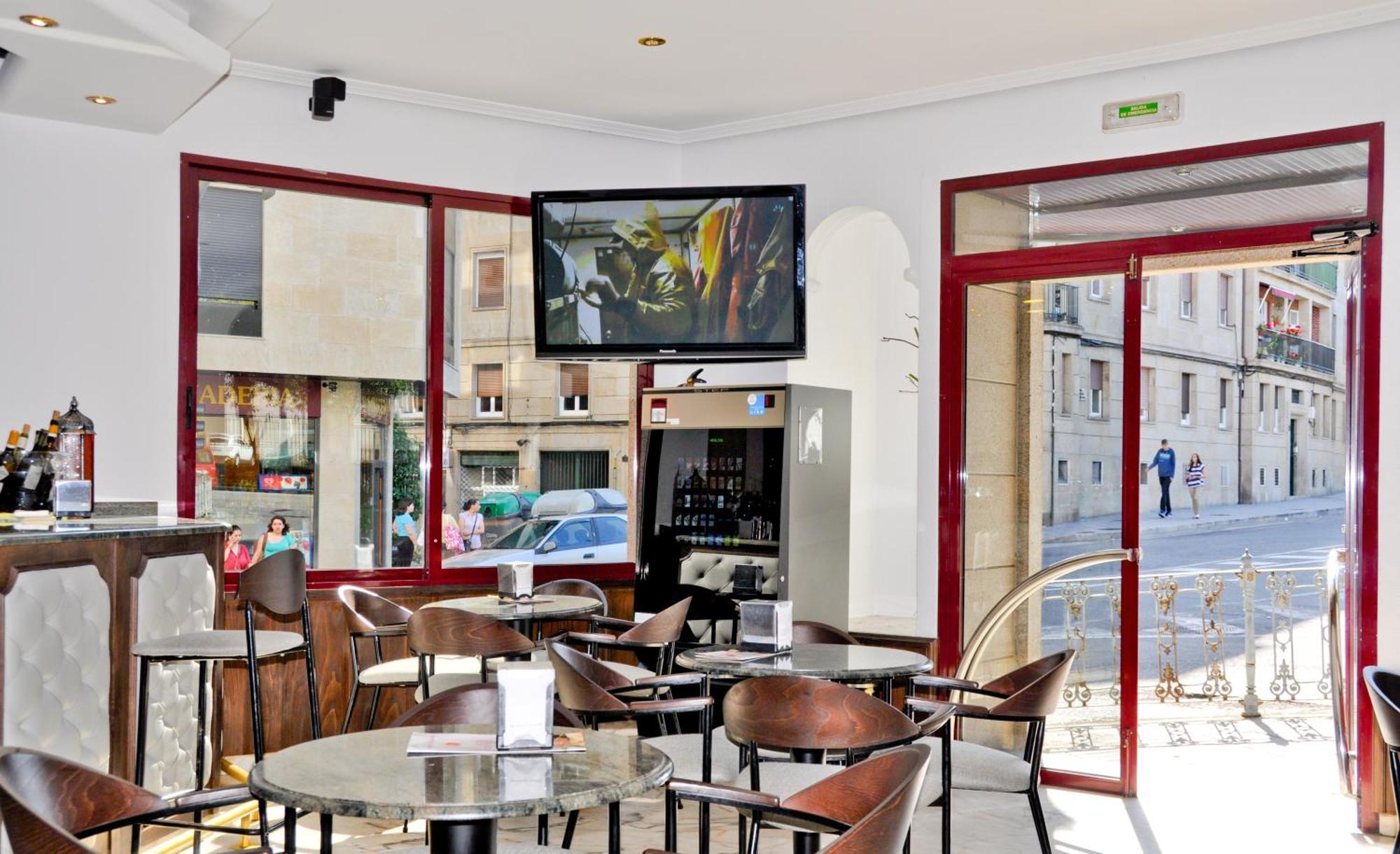 Hostal La Rotonda Ourense Luaran gambar